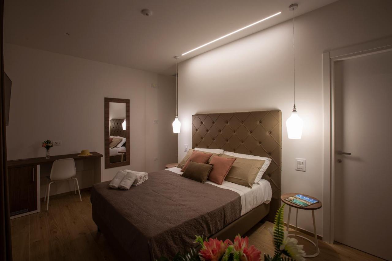 B&B Rais Luxury Rooms Vieste Buitenkant foto