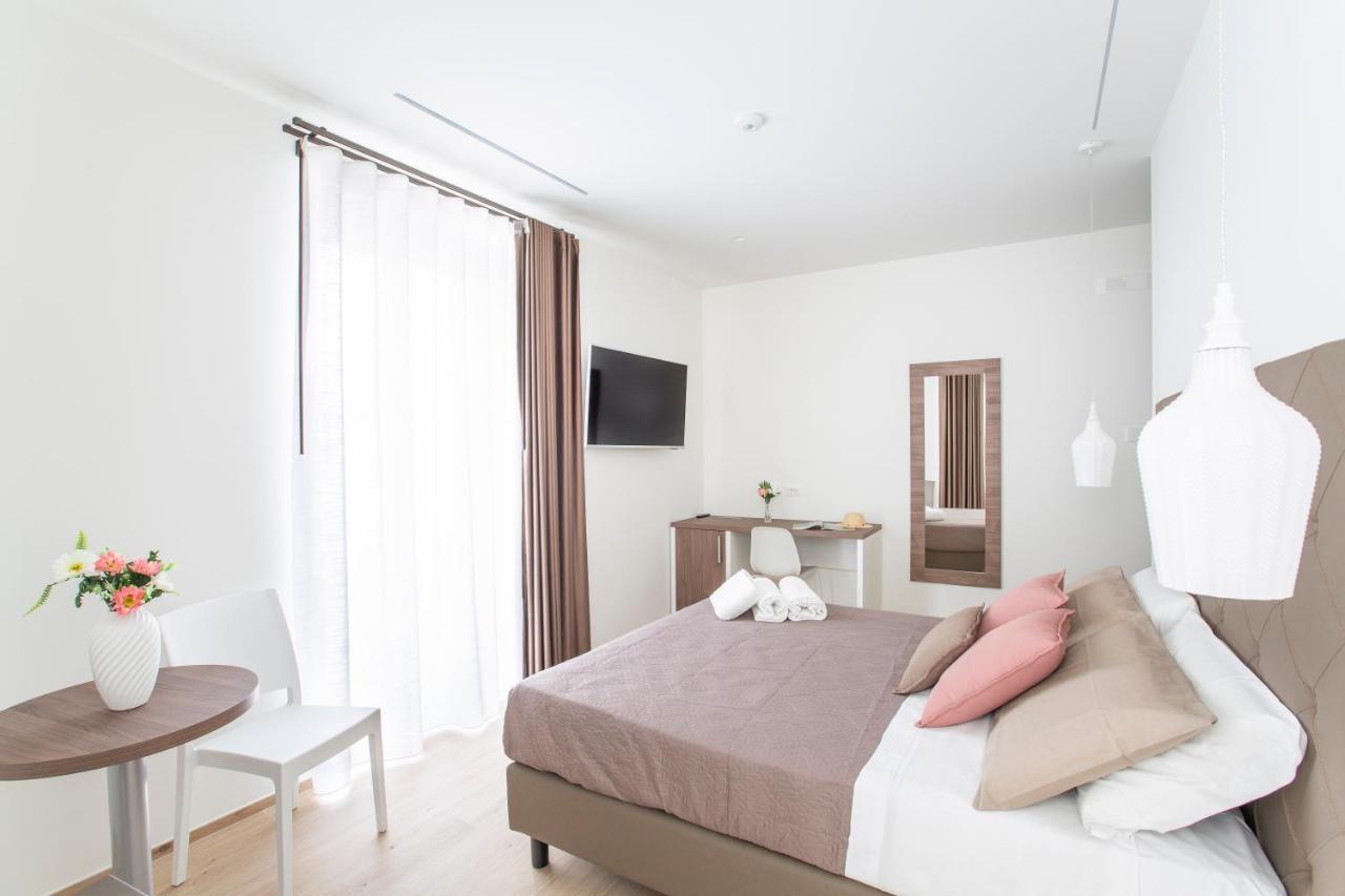 B&B Rais Luxury Rooms Vieste Buitenkant foto